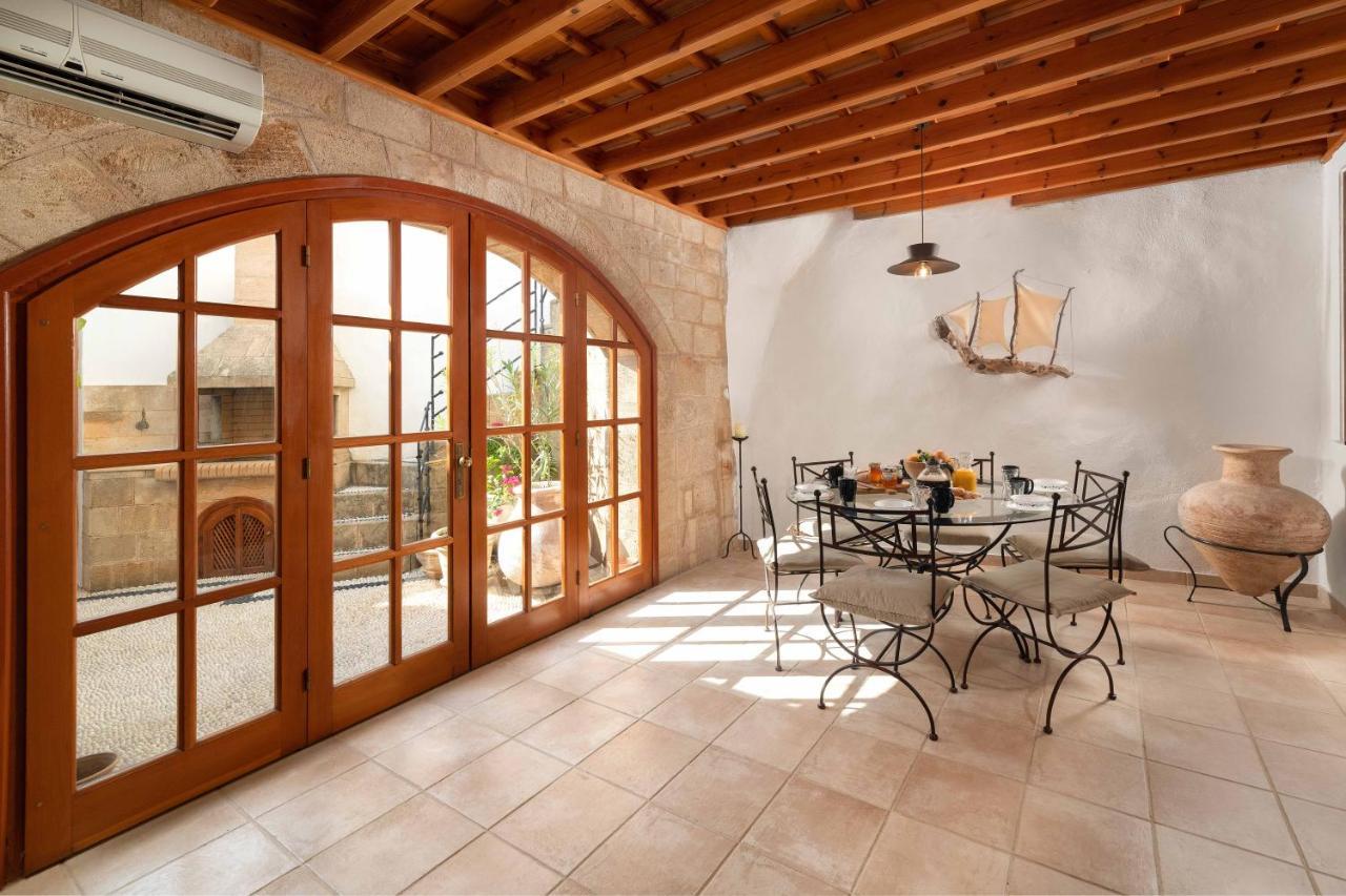 Villa Valasia Lindos With Acropolis View Extérieur photo